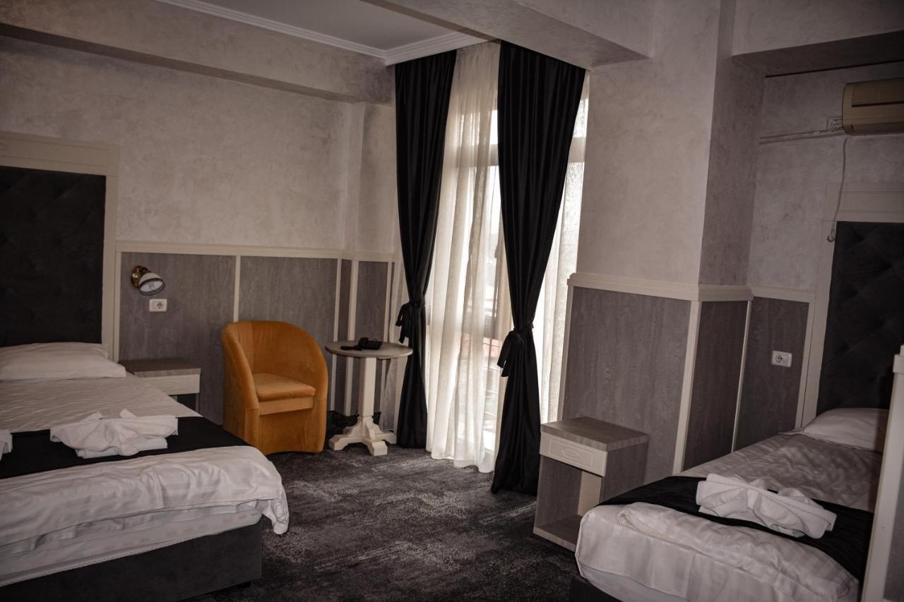Golden Rose Residence Constanţa Extérieur photo