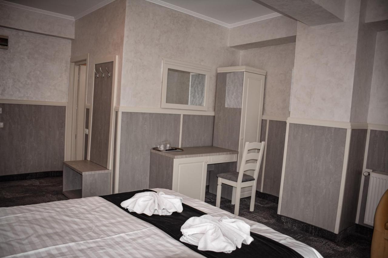Golden Rose Residence Constanţa Extérieur photo